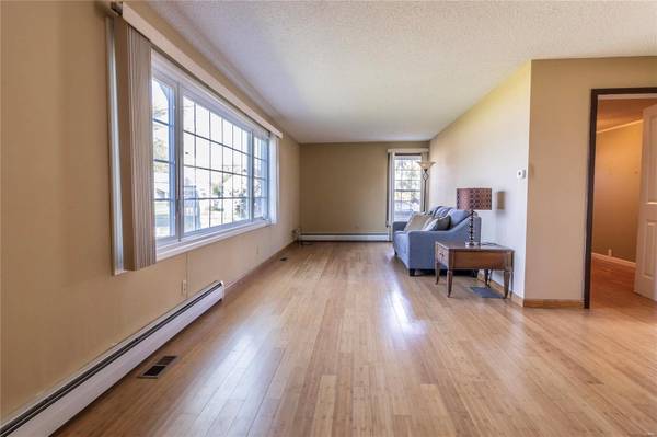 318 W Henry ST, Staunton, IL 62088