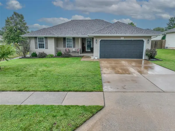 1811 E. Summit Street ST, Republic, MO 65738