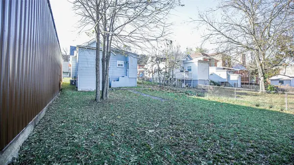 517 S 2nd, De Soto, MO 63020