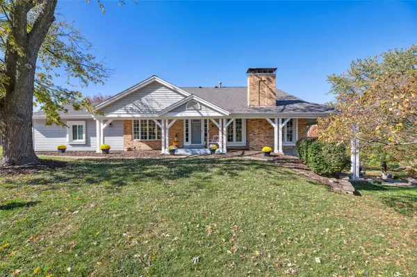 14963 Green Circle DR, Chesterfield, MO 63017