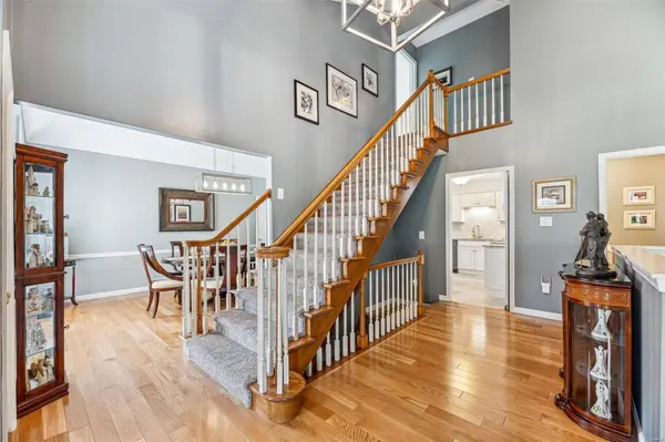 14963 Green Circle DR, Chesterfield, MO 63017