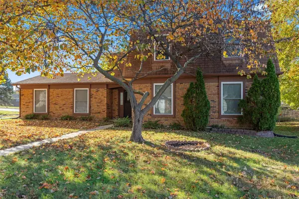2 Jaquetta CT, St Peters, MO 63376