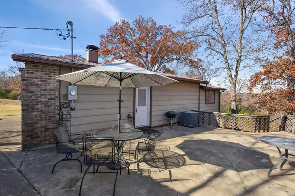 4665 Liberty School Rd, Hillsboro, MO 63050