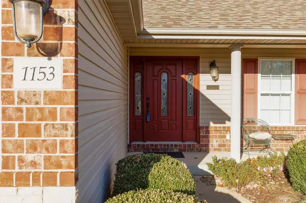 1153 Riesling LN, Pevely, MO 63070