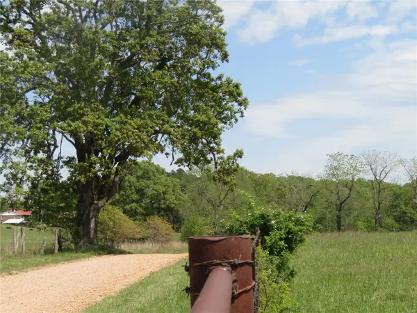 0 County Road 384, Koshkonong, MO 65692