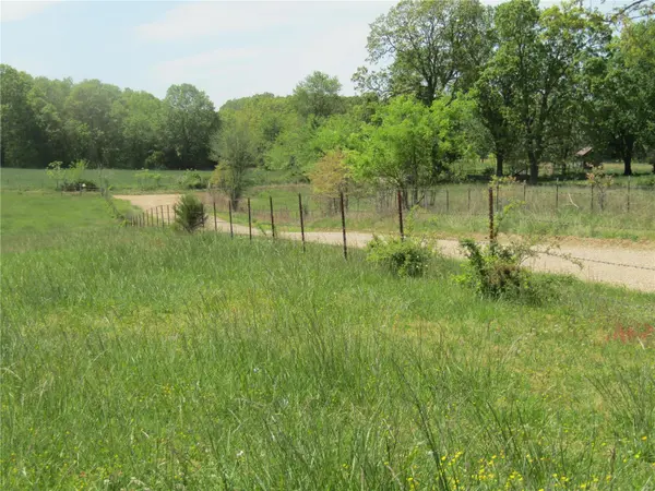 0 County Road 384, Koshkonong, MO 65692