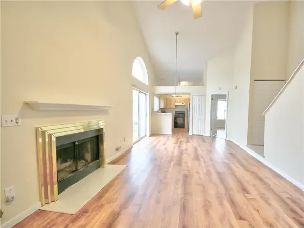704 Liberty Village DR, Florissant, MO 63031