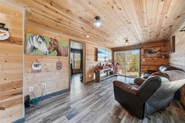 4059 Upper Plattin RD, De Soto, MO 63020