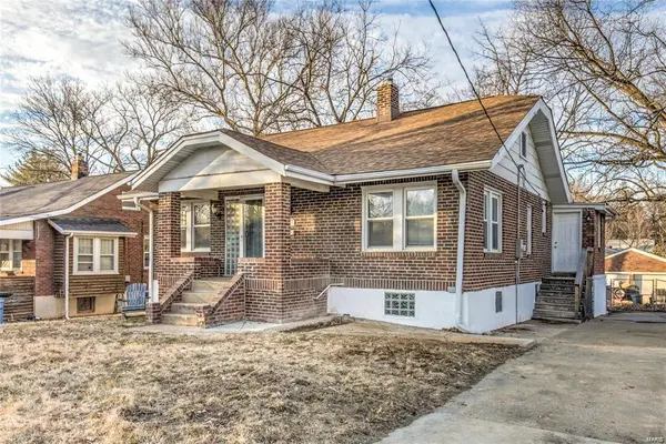 8823 Olden AVE, St Louis, MO 63114