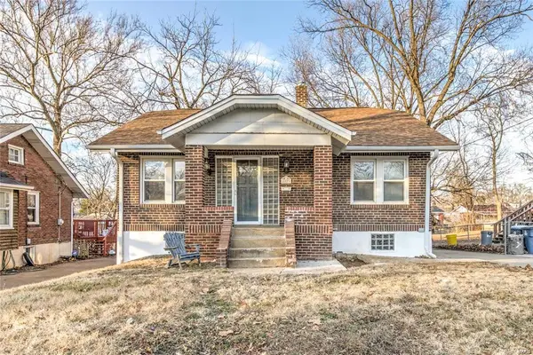 8823 Olden AVE, St Louis, MO 63114