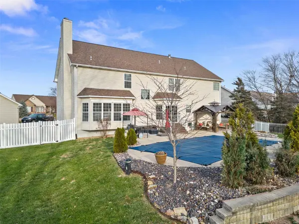 7716 Callie CT, Dardenne Prairie, MO 63368