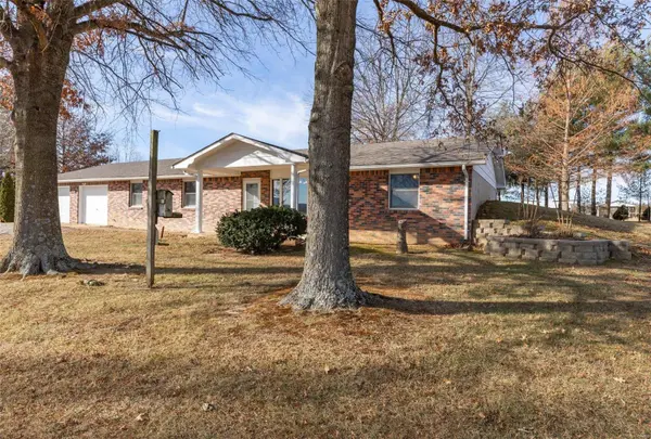 18140 Delbridge RD, Belgrade, MO 63622