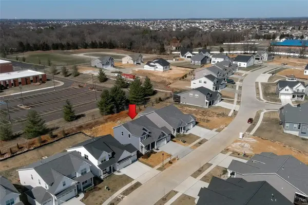 319 Gailin DR, O'fallon, MO 63367