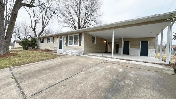 1910 Yale DR, Scott City, MO 63780