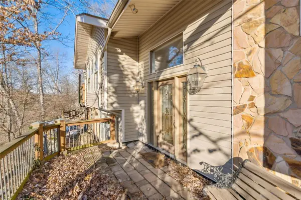 2642 Wild Valley DR, High Ridge, MO 63049