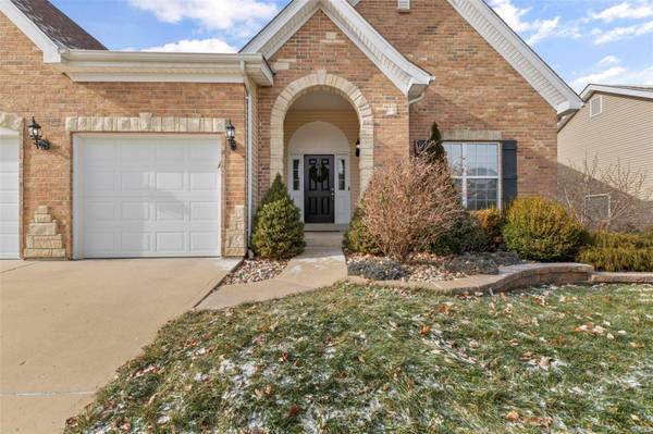 6202 Pathfinder DR, St Louis, MO 63129