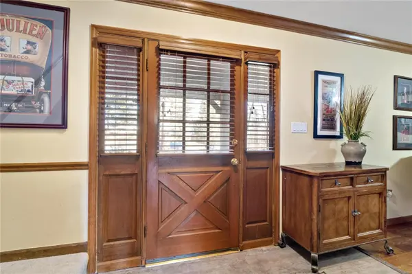 1325 Woodland Oaks DR, Twin Oaks, MO 63021