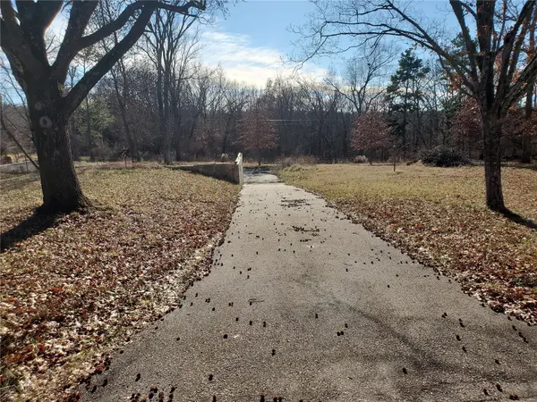 1108 Edgewood DR, Festus, MO 63028