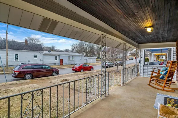 6013 Elizabeth AVE, St Louis, MO 63139
