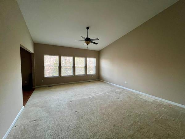 1828 Mill Ridge CT, St Louis, MO 63146
