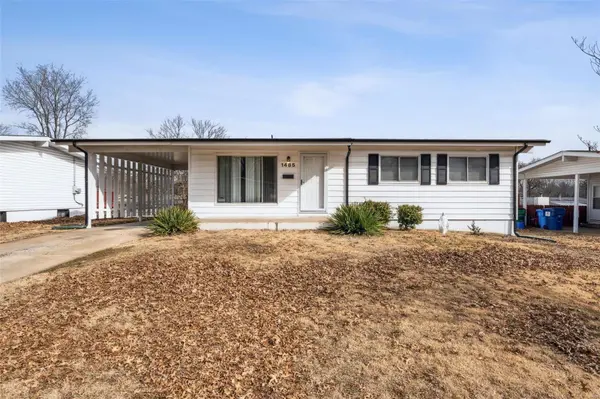 1485 Estes DR, Florissant, MO 63031