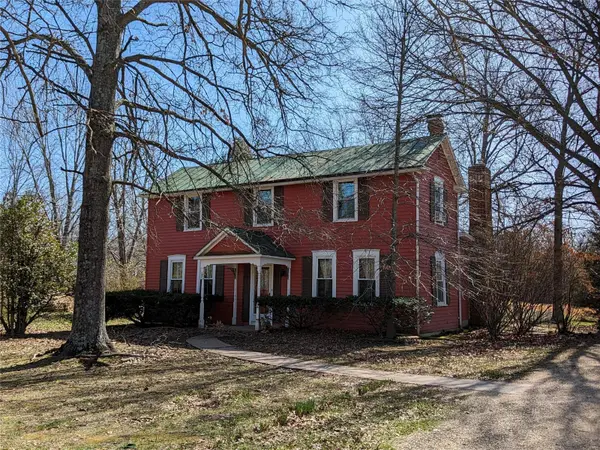 3986 Highway E, New Haven, MO 63068