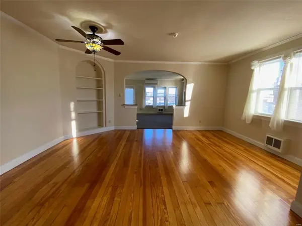 125 S Main ST, St Clair, MO 63077