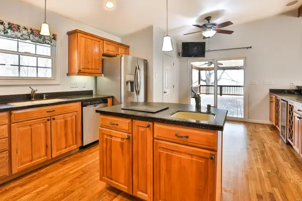 5818 HWY T, Augusta, MO 63332