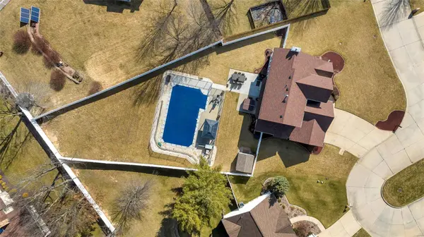 29 Briarwick TRL, St Peters, MO 63376