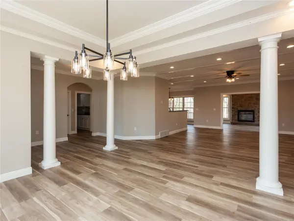 151 Countryview DR, Benton, MO 63736