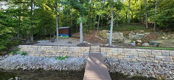 1537 S Lake Sherwood DR, Marthasville, MO 63357