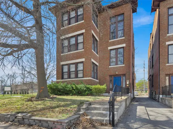 805 Westgate AVE, St Louis, MO 63130