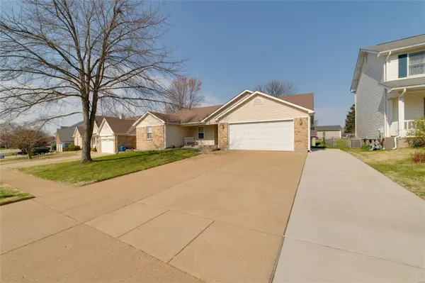 11717 Avery Ln., Bridgeton, MO 63044