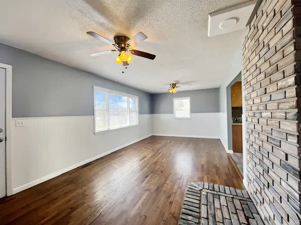 41 Donna DR, Hillsboro, MO 63050