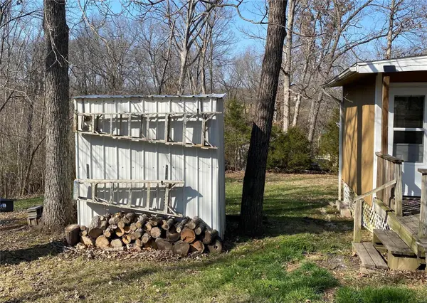 14021 W Sunrise Lake DR, De Soto, MO 63020
