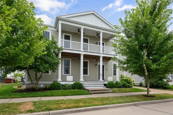 3561 Shire LN, St Charles, MO 63301