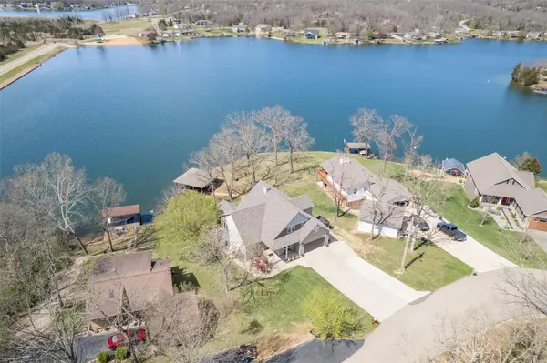 815 Nicole CT, Bonne Terre, MO 63628