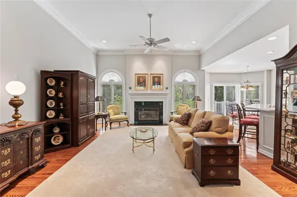 2314 Picardy Place DR, Chesterfield, MO 63017