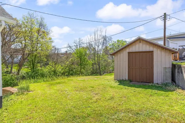 106 8th ST, Crystal City, MO 63019