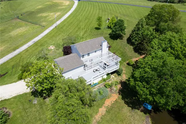 23494 Fawn TRL, Warrenton, MO 63383