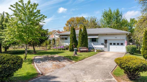 123 W Elm ST, Gillespie, IL 62033