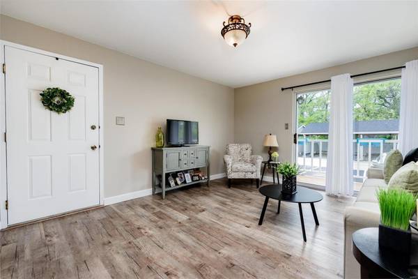 1239 Creve Coeur Crossing LN #G, Chesterfield, MO 63017