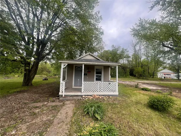 903 Baker ST, Hannibal, MO 63401