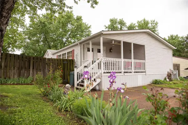 5573 Echo Valley DR, House Springs, MO 63051