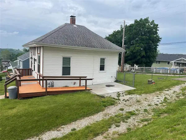 653 N Hawkins AVE, Hannibal, MO 63401