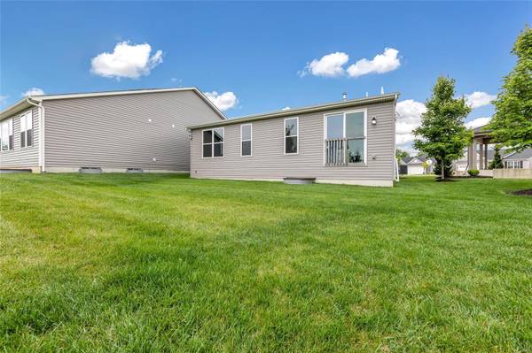 183 Rhythm Point DR, St Peters, MO 63376