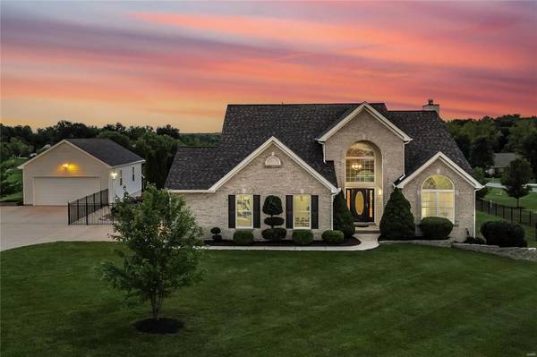 420 Brook Meadow CT, Troy, MO 63379
