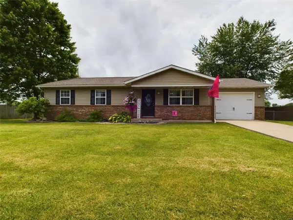 428 Orchard CT,  Troy,  IL 62294