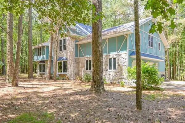 14073 N Greenbriar RD, Carterville, IL 62918