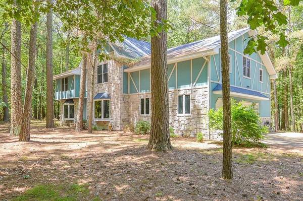 14073 N Greenbriar RD, Carterville, IL 62918